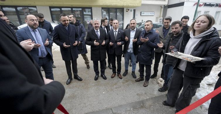 Türkiye-Bosna Hersek İş Adamları Dayanışma Derneği Açıldı