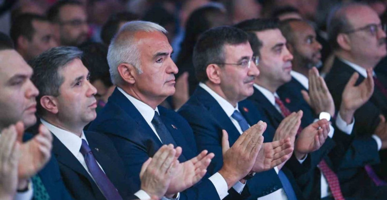 Türkiye bursları 2 bin 800 yeni gönül elçisi kazandırdı