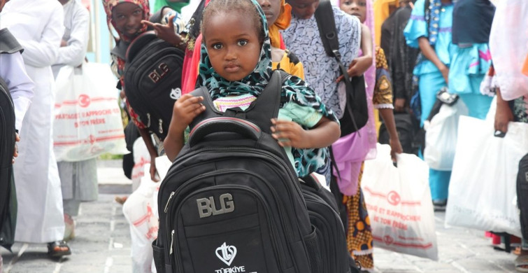 Türkiye Diyanet Vakfı, Kamerun'da Yetimlere Destekte Bulundu