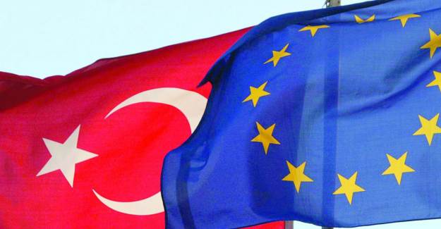 Türkiye ile AB Arasında Vize Serbestisi Değerlendirilecek