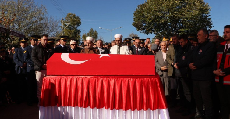 Türkiye, Şehit Hava Astsubay Başçavuş İlker Aykut'u Uğurladı