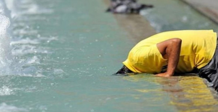 Türkiye Son 50 Senenin En Sıcak Mevsimini Yaşıyor ‘Kötüden Daha Kötü Bir Senaryo Bizi Bekliyor!’