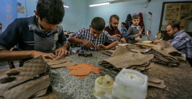 Türkiye'de Kayıt Dışı Çalışan Suriyeli Sayısı Belli Oldu