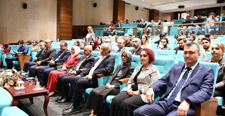 Türkiye'de Özel Eğitimde Geçmişten Geleceğe Paneli Yapıldı