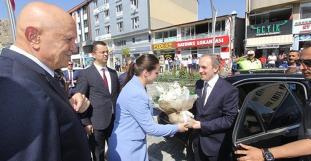 Türkiye’nin En Genç Valisi, Bayburt'ta Göreve Başladı