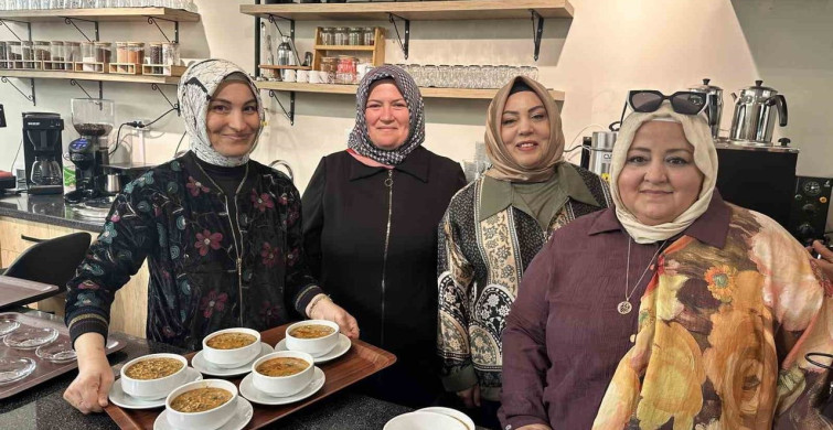 Türkiye'nin İlk Ekolojik Marketinde Ekşili Pilav İkramı