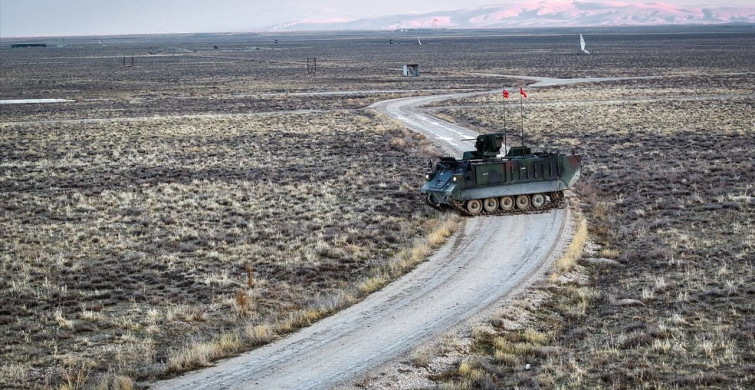 Türkiye'nin İlk Elektrikli Zırhlı Araç E-ZPT Tanıtıldı