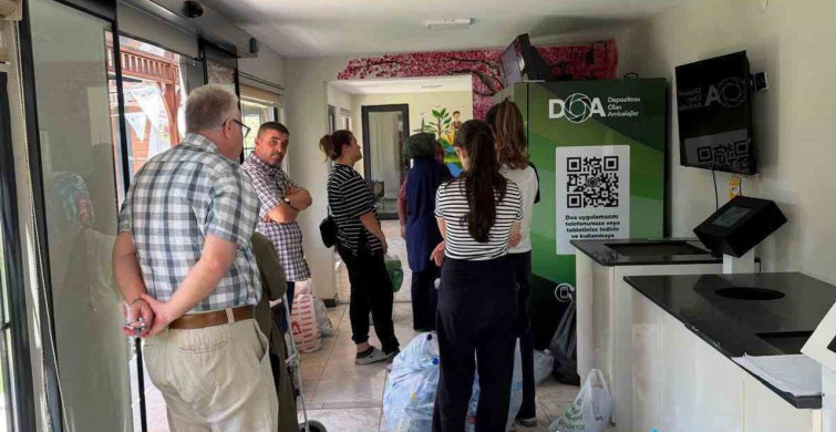 Türkiye’nin ilk sıfır atık şehri Kızılcahamam’ın depozito iade sistemine yoğun ilgi