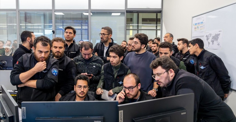 Türkiye'nin İlk Yörünge Transfer Aracı Uzayda Hibrit Motorunu Ateşledi