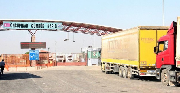 Türkiye'ye Ait TIR'lar 8 Yıldan Sonra Suriye'ye Geçiyor