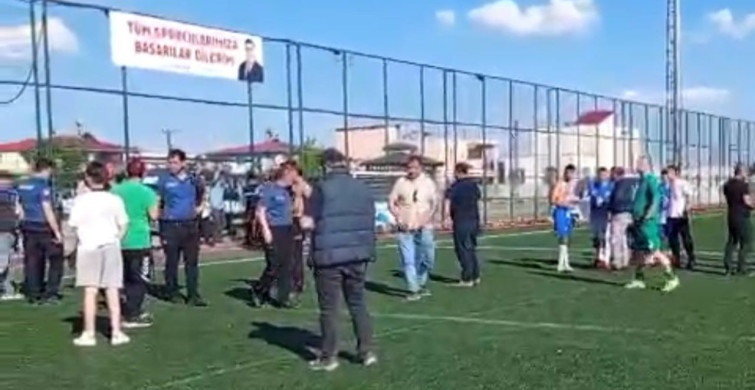 Türkoğlu'nda Amatör Lig Şampiyonluğu Maçında Kavga