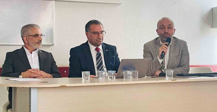 Türkülerimiz ve Kültürel Kimliğimiz: Bir Panel Çalışması