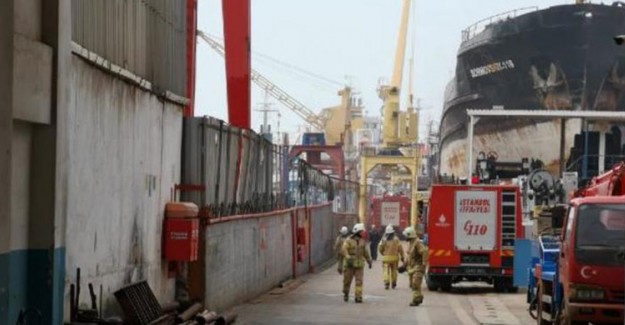 Tuzla'da Kara Yük Gemisinde Yangın