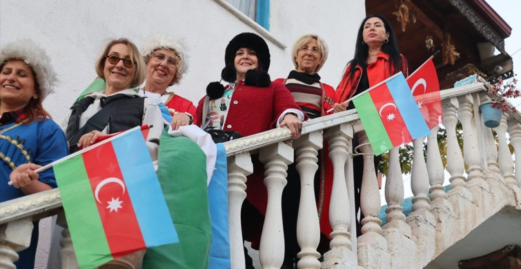 Tuzluca Tuz Mağaraları'nda Türk Dünyası Korosu Konseri