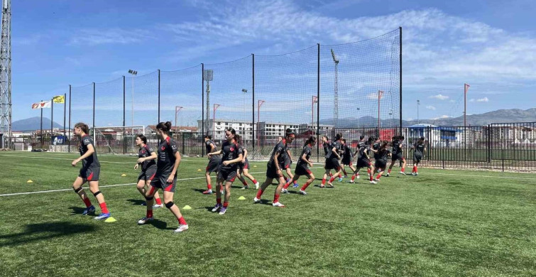 U16 Kız Milli Takımı Ukrayna Maçına Hazır