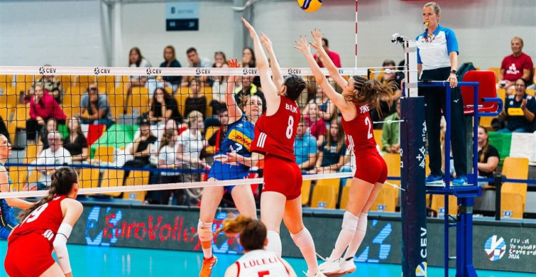 U18 kadın milli voleybol takımı, Avrupa ikincisi oldu