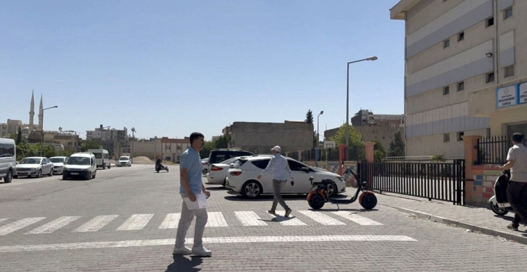 Üç çocuğunu üniversiteye kazandıran baba, kendi hayali için YKS'ye girdi