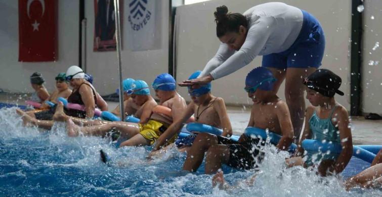 Ücretsiz yaz yüzme kurslarının ilk etabı Bodrum'da başladı