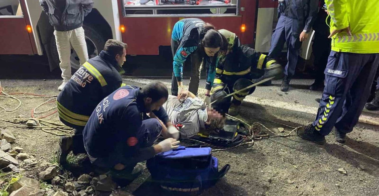 Uçurumdan Denize Düşen Araçta 3 Yaralı