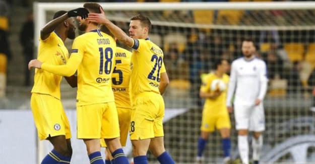 UEFA Avrupa Ligi'nde Chelsea, Valencia ve Napoli Çeyrek Finale Yükseldi