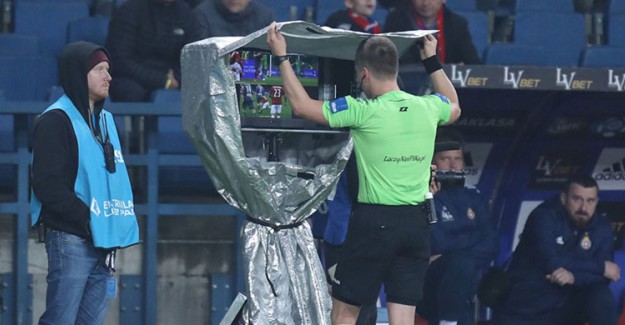 UEFA’dan Açıklama! Şampiyonlar Ligi’nde de ‘VAR’