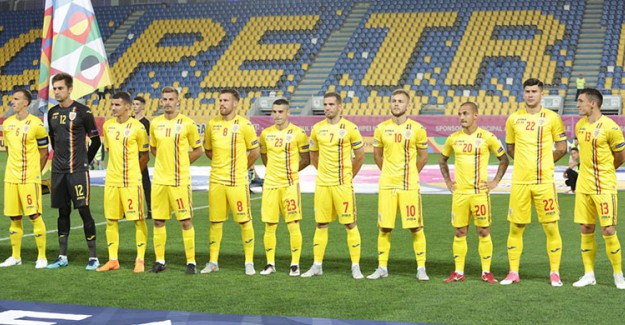 UEFA’dan Romanya’ya Ceza!