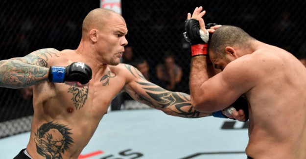 UFC Dövüşçüsü Anthony Smith Yaşadığı Korku Dolu Kavgayı Anlattı!