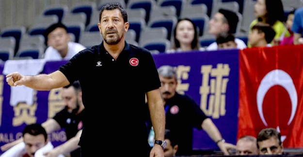 Ufuk Sarıca: Dünü Bırakıp Yarına Bakmak Lazım