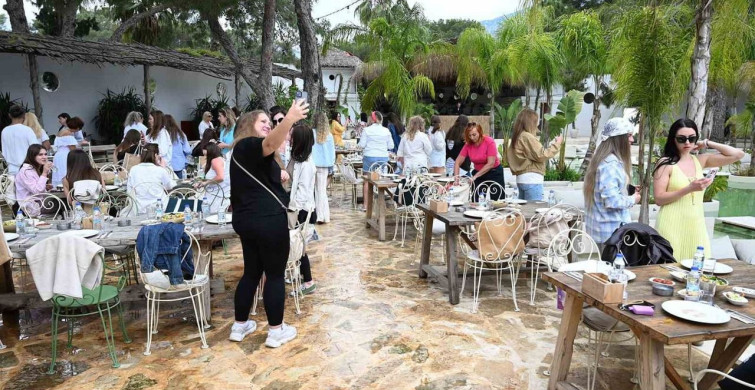 Ukrayna Seyahat Acenteleri Kemer'i Keşfetti