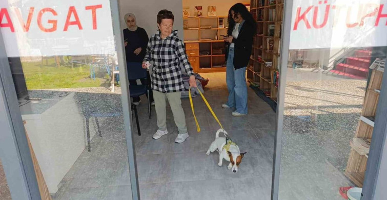 Ukraynalı Kadın, Kurt Köpeği ile Kavga Eden Kendi Köpeğinden Yaralandı
