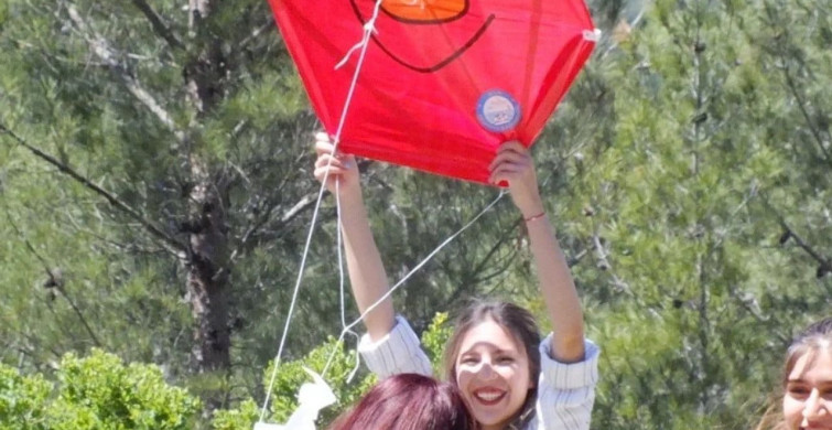 Ula'da Gençlik Haftası'nda Uçurtma Şenliği