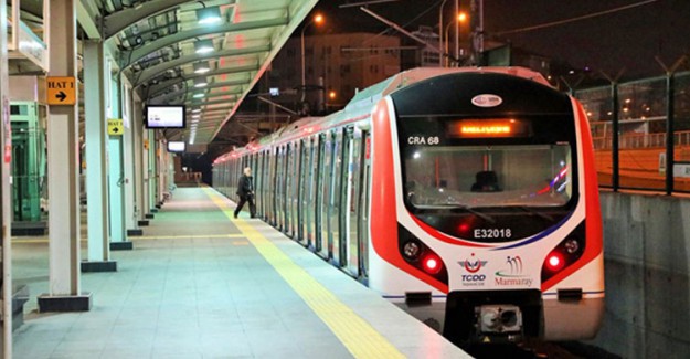 Ulaştırma Bakanlığı, Marmaray'ın da Cuma ve Cumartesi 24 Saat Çalışacağını Açıkladı