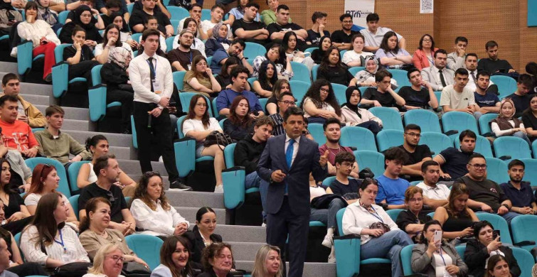 Ulaştırma ve Altyapı Bakan Yardımcısı Osman Boyraz'ın Balıkesir'deki Eğitime Desteği