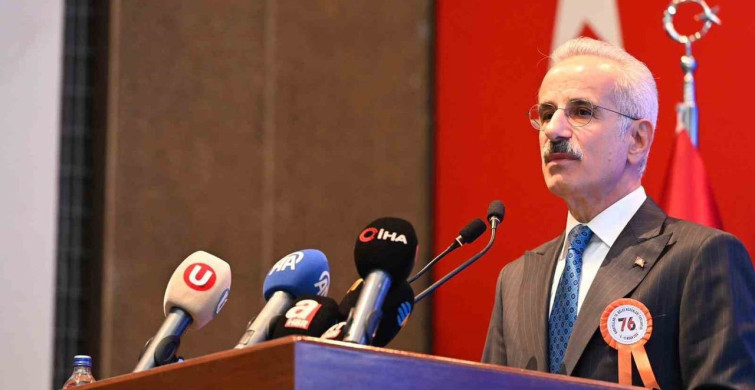 Ulaştırma ve Altyapı Bakanı Uraloğlu, Yol Yatırımlarını Değerlendirdi