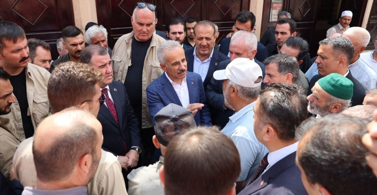 Ulaştırma ve Altyapı Bakanı Uraloğlu'ndan Bayburt'a Müjdeler