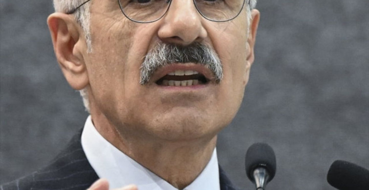 Ulaştırma ve Altyapı Bakanı Uraloğlu'ndan Haberleşme Sektörüne 5G Müjdesi