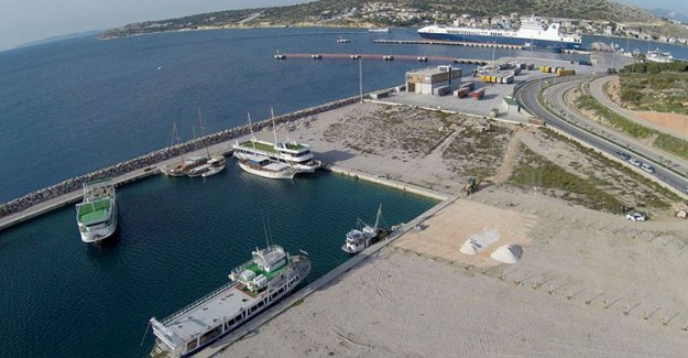 Ulaştırma ve Altyapı Bakanlığından 'Çeşme Ulusoy Limanı' Açıklaması