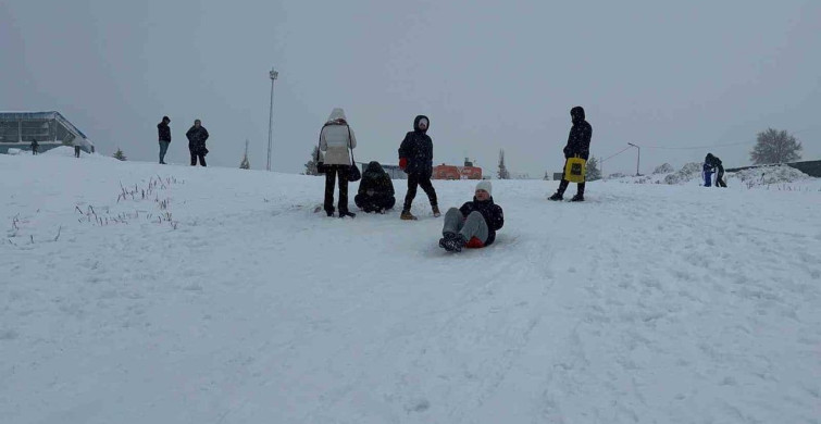 Uludağ'da Mart Sonu Kar Keyfi