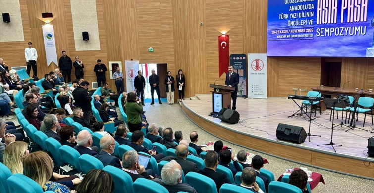 Uluslararası Anadolu'da Türk Yazı Dilinin Öncüleri Sempozyumu Kırşehir'de Başladı