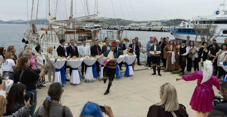 Uluslararası İki Yaka Kültür Festivali'nde Dostluk Vurgusu