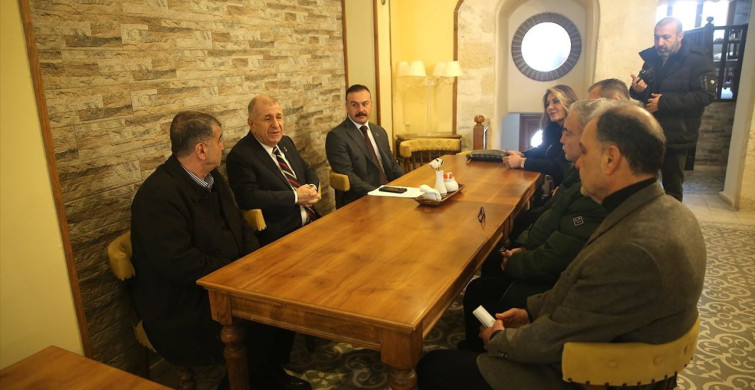 Ümit Özdağ Hatay'da İstişarelerde Bulundu