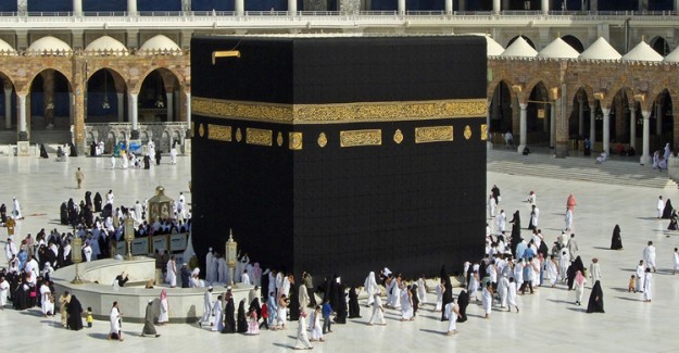 Suudi Arabistan'dan İbadet Yasağı