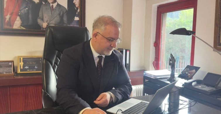 UND İcra Kurulu Başkanı Alper Özel, AA'nın 'Yılın Kareleri' Oylamasına Katıldı