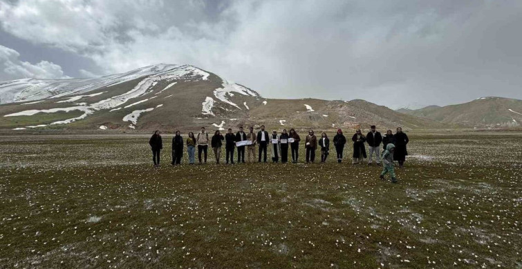 Üniversite Öğrencileri Doğa Yürüyüşünde Buluştu