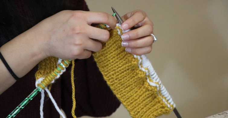 Üniversiteli Gençler Kışta Şefkatini Paylaşıyor