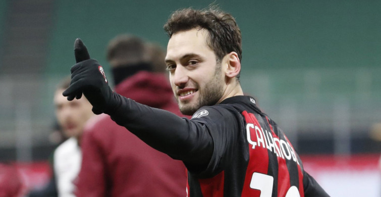 Ünlü İtalyan gazeteci, Hakan Çalhanoğlu transferini duyurdu: İnter’de devam imzası atılıyor