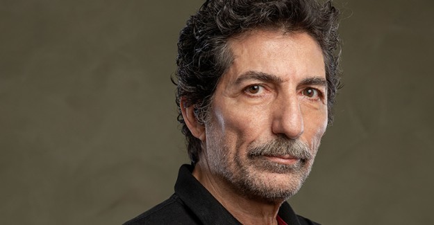 Ünlü Oyuncu Mustafa Uğurlu Sevgilisi İle Sobelendi!