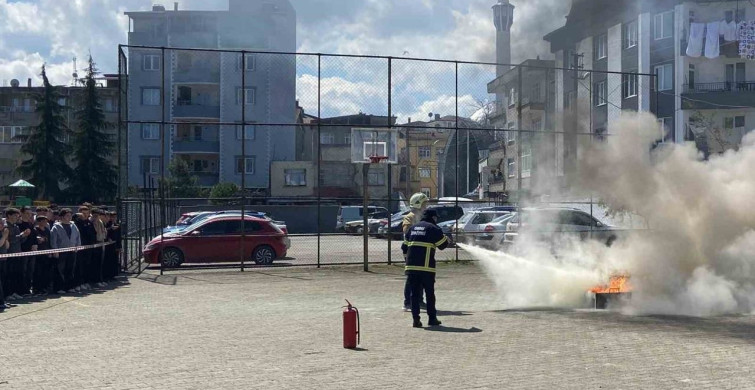 Ünye'de Öğrencilere Yangın Güvenliği Eğitimi