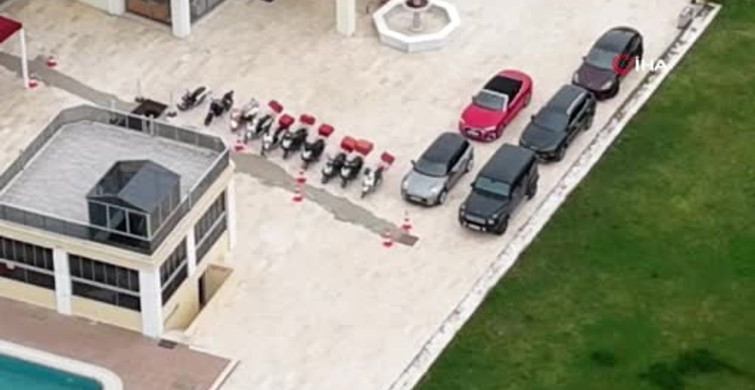 Uşak Belediye Başkanı Özkan Yalım’ın Milyonluk Araçları Kayyım Atanan Otele Getirildi