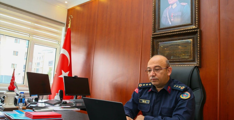 Uşak İl Jandarma Komutanı Kılıç, Anadolu Ajansı'nın Yılın Kareleri Oylamasında